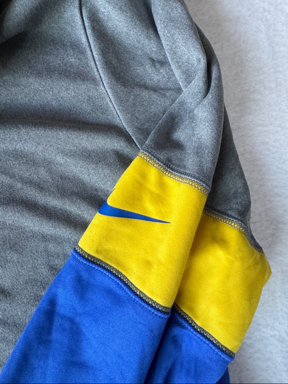Nike LA Rams Gray Blue and Yellow Team Hoodie - Picture 4 of 8